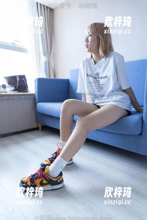 BoBoSocks袜啵啵-枫枫 BoBoSocks袜啵啵 - 看!枫枫的免费黑丝美图,难道真的是逆天吗,不点不行呀!