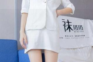 BoBoSocks袜啵啵 - 糯米的脚尖透明黑丝写真——这旧款也太有吸引力了吧，速度下载！