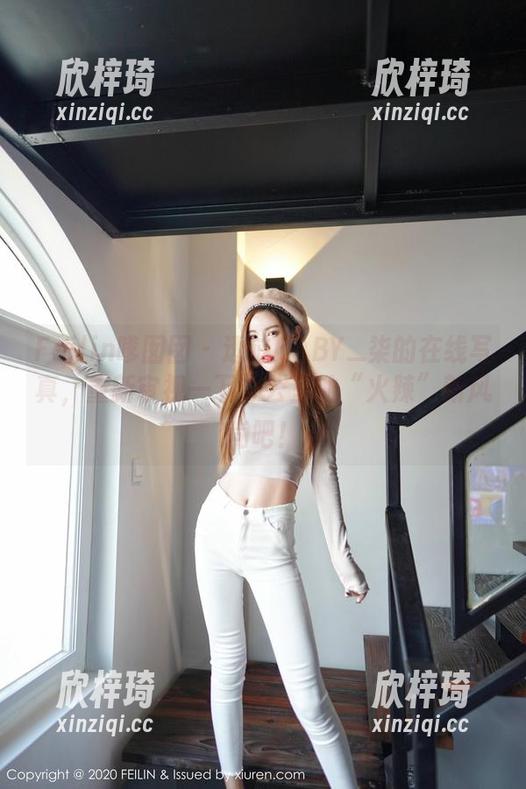 Feilin嗲囡囡 - 透过BABY_柒的在线写真，重新审视一下办公室的“火辣”新风尚吧！