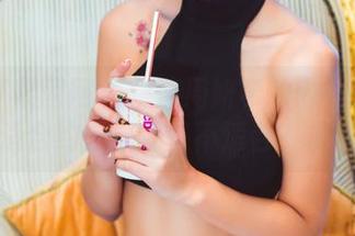 GIRLT果团网 - 精选周妍希的内衣图集：哪些适合约会？哪些不适合？求解答。
