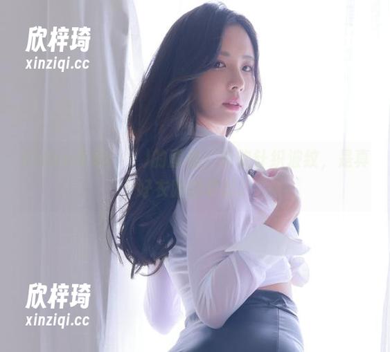Habin夏彬(하빈)的图包，柔软针织波纹，是真好衣服的罪过。
