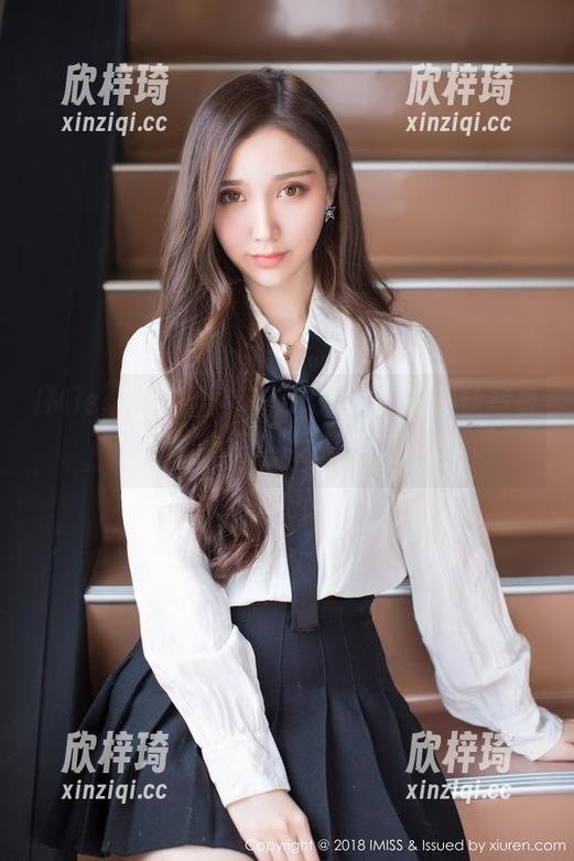 IMiss爱蜜社 - 莉莉Lily和她的黑丝写真，网盘居然也是二次元