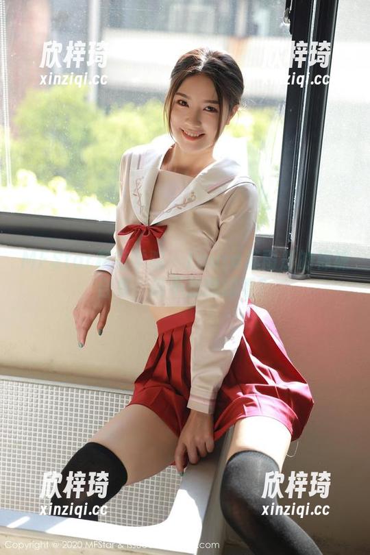 MFStar模范学院 - Laura苏雨彤的棉袜合集，谁不想踩踩看？