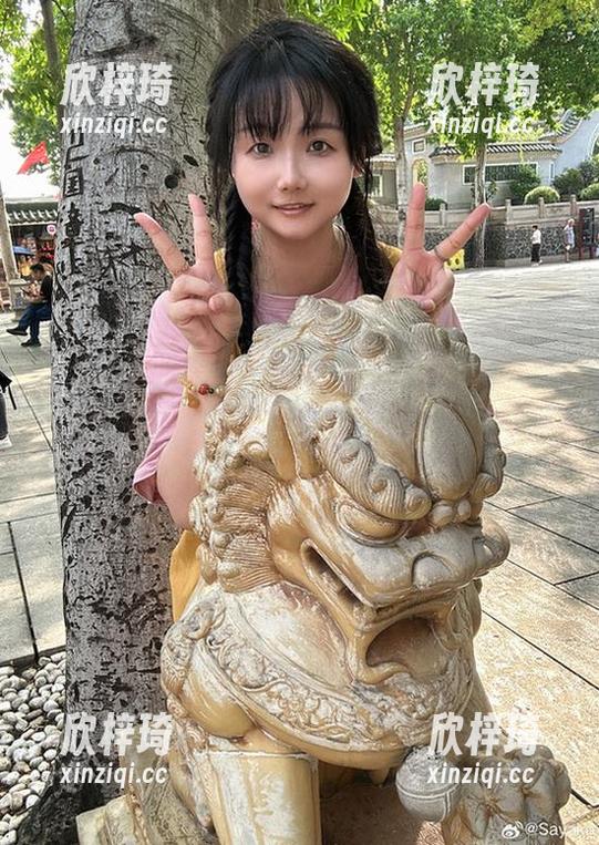 今天Sayako＿今年4岁最新发布，玛丽罗斯的图片完全是抽象表达的体验！