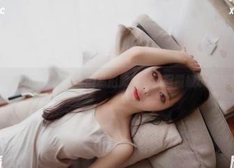 一秒入戏，Shika小鹿鹿的私拍如何将凤冠霞帔玩得出乎意料！