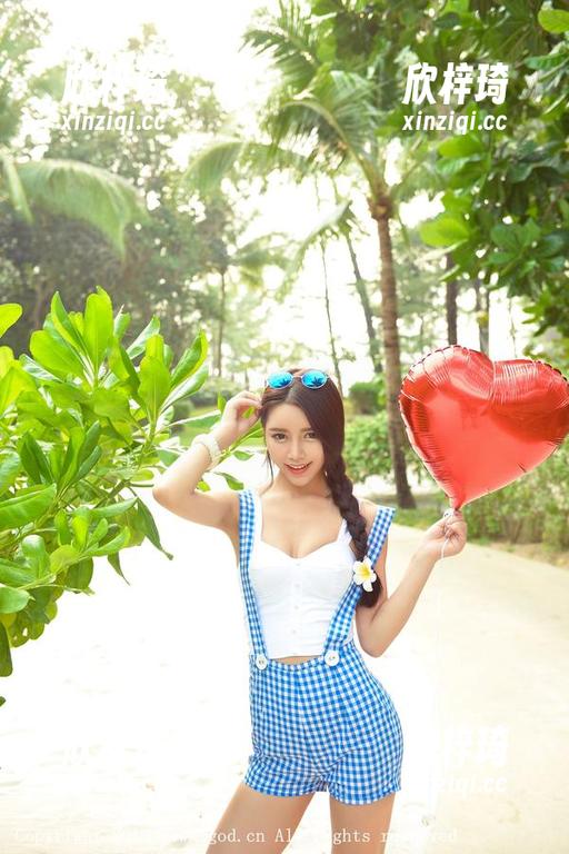 TGOD推女神 - 请坐好乘务员会开始服务——萌琪琪Lrene的空姐套图等待您下载！