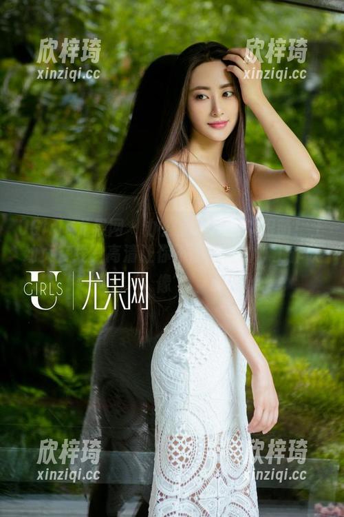 UGirls尤果网 - 办公室其实可以很萌！王幼贞在线，高清让你不能错过的“工作映像”