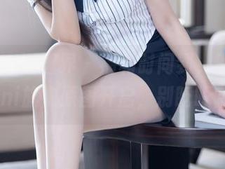 XIAOYU语画界 - 福利时间到，王馨瑶yanni旗袍原图开启，别眨眼哦～