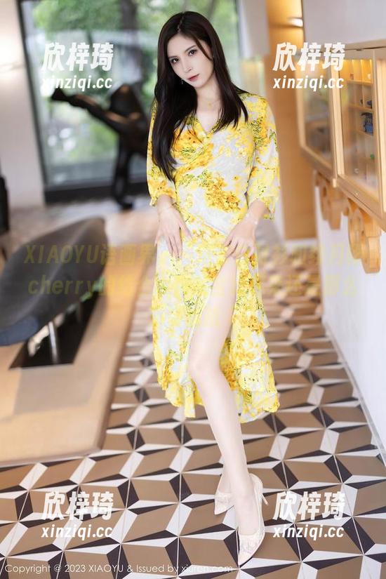 XIAOYU语画界 - “这套白衬衫和绯月樱cherry的结合，果然全套起来还是那么难以抵抗“