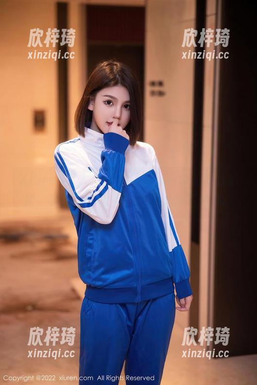 Xiuren秀人网 - 周慕汐fairy的黑丝吊裙，真就是网盘里不能错过的写真啊。