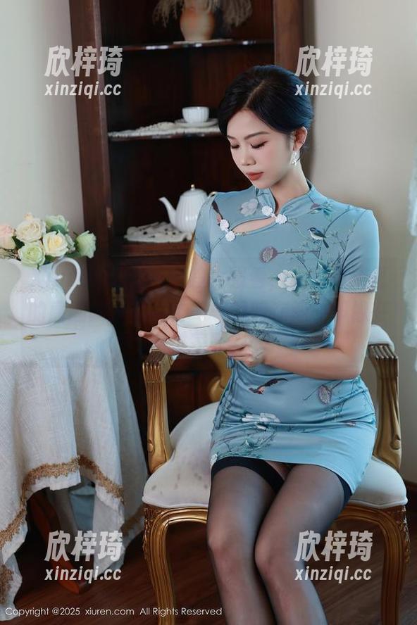 Xiuren秀人网 - 睁大眼看，私房图集里的唐翩翩运动姿势——明明在运动却像在过家家？