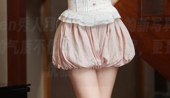 Xiuren秀人网 - 在奶喵喵的新写真里，女王的气质不仅仅是一种态度，更是一种优雅的逗比！