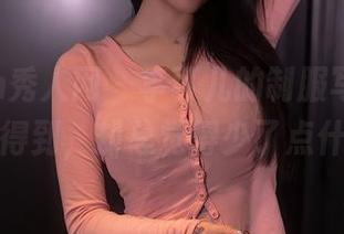 Xiuren秀人网 - 李可儿的制服写真，福利看得到，却总觉得少了点什么。