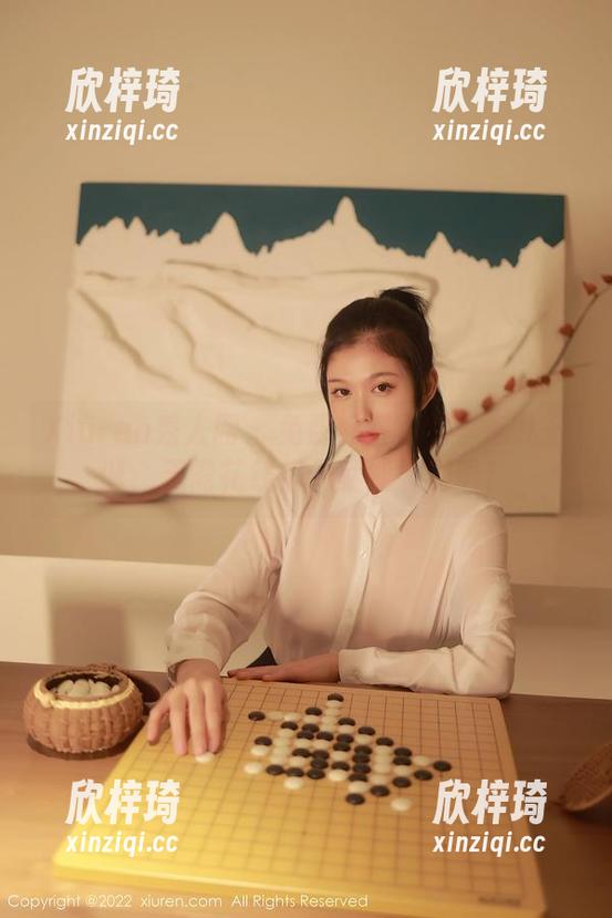 Xiuren秀人网 - 免费标签下的李宓儿圣诞，无需花钱你们就能看到啦！
