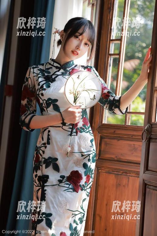Xiuren秀人网-杨玉奴 Xiuren秀人网 - 那女孩的写真,不,应该是杨玉奴的精神之作,值得珍藏的图册!