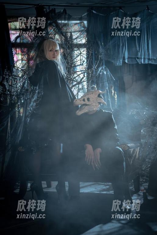 Zyra秋 Zyra秋的瑜伽写真,网盘下载需要勇气,毕竟这些动作,谁能坚持呢?