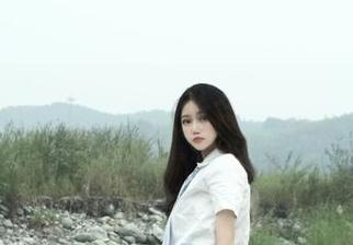 浴缸大作战：eloise软软的原图分享，水泡里藏着的心事