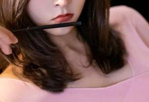 丽柜 - 兔子的窘态：宅女情柔套图中的真实自白。