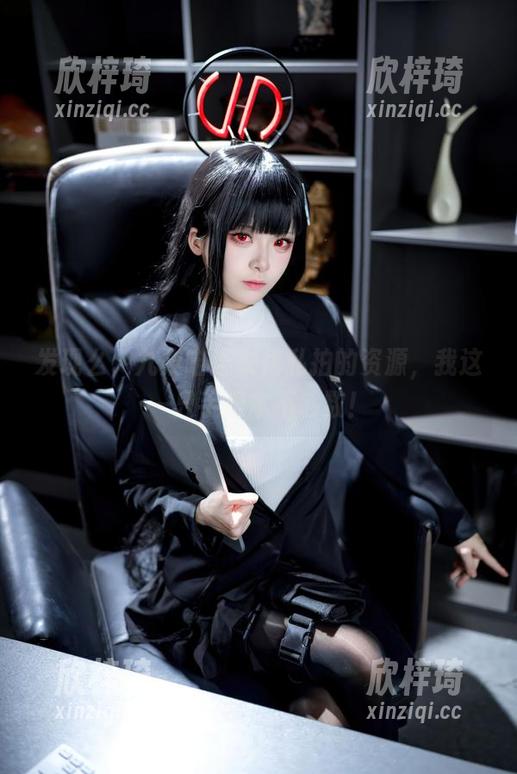 发现么，九柒喵连衣裙私拍的资源，我这一只手根本不够数！