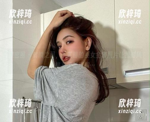 微密圈 - 转瞬之间，于芷晴的巫女全套图片让我对风格有了新理解…