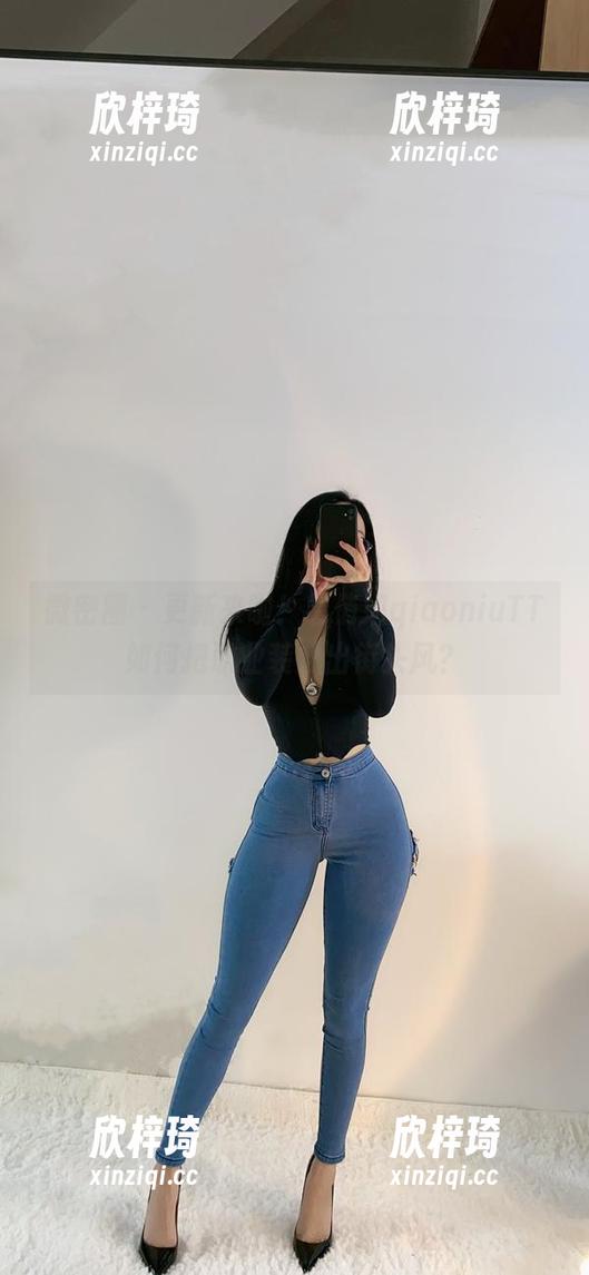 微密圈 - 更新来啦！看俏妞qiaoniuTT如何把职业装穿出街头风？