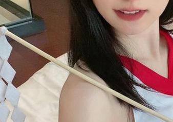 当倦倦喵遇上埃罗芒阿，你以为这只是图片，其实是心灵鸡汤呢！