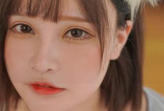 看千夜未来的私拍作品，这修道女的造型，哦，真心不简单。