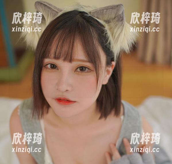 看千夜未来的私拍作品，这修道女的造型，哦，真心不简单。