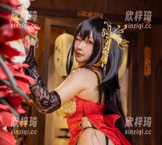 咔喵KANEKO的高跟鞋美图：踩着云彩去旅行