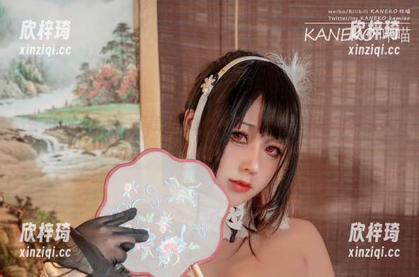 咔喵的狐狸巫女：图库里都是贪吃的现代超模，高清到能数清每根狐狸毛！