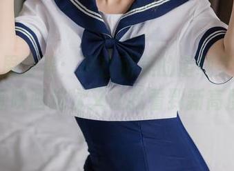 制服美眉合集：肤白貌美的清纯学妹，喵糖映画这次又让我看到新高度