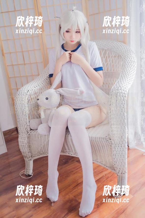 有谁能拒绝喵糖映画的白袜JK制服私房合集？我就想知道怎样才能被拍得那么好看…