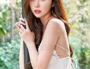 嗲囡囡 - Hana妹的天使照：观众们找不到脑袋和眼睛的平衡点！