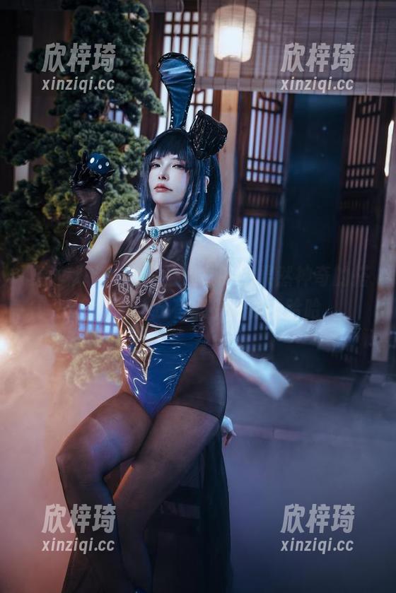 夏小秋秋秋的夜兰兔女郎，果然神奇的搭配，原图让我有点小吃惊，哈哈。