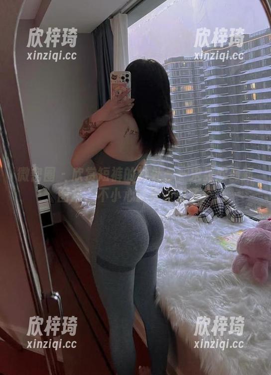 微密圈 - 欣赏短裤的妙处——宋昱欣最新图集，不小心就被吸引了！