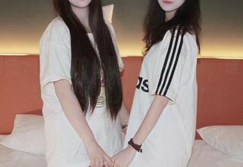小众视觉 - 蓉蓉的长腿，图片分享，谁需要补习班，来这儿看就对了！