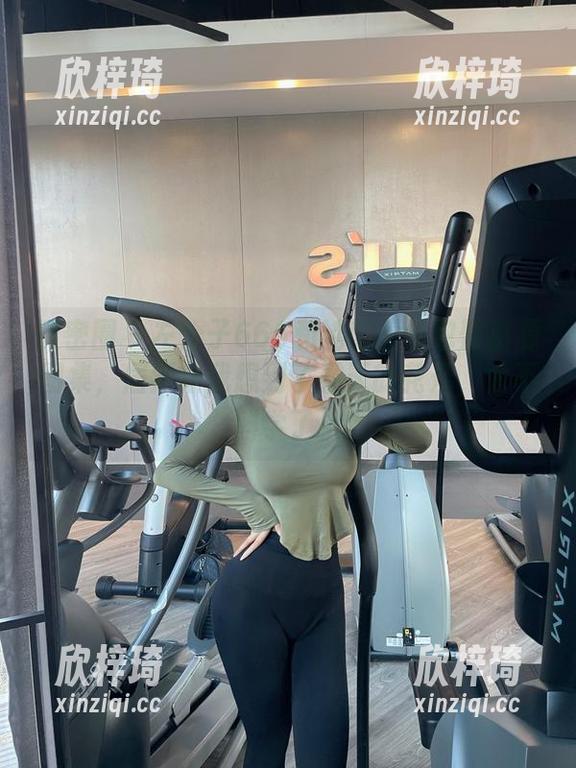 左公子666 微密圈 - 左公子666和她的蕾丝包臀资源图集,居然让我想到了春天的花开,太不科学了!