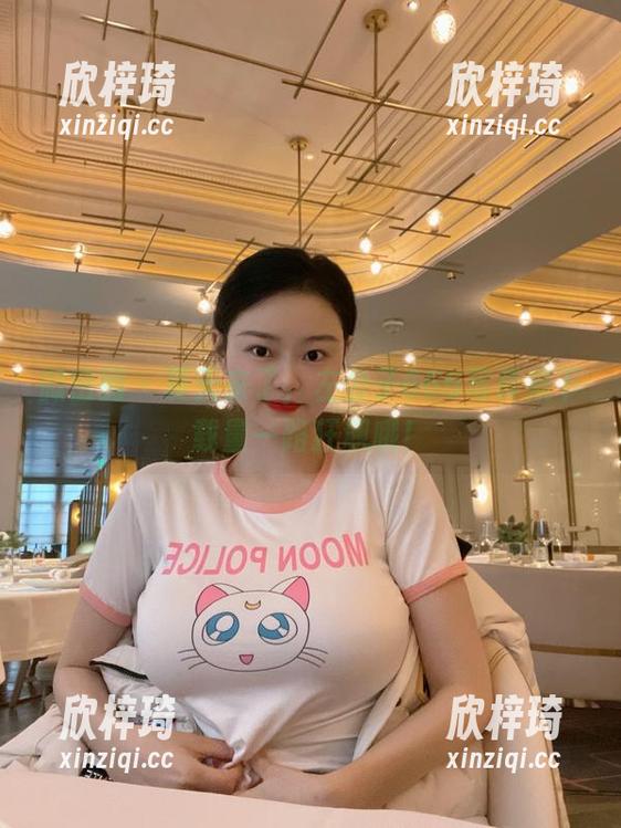 微密圈 - 夏天来了，左公子666写真集下载量一路狂飙哦！
