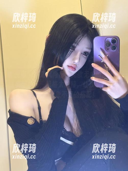 微密圈 - 图册风向标：无欲无求的推土君纯美御穿搭，风格太独特，让我直呼，真的是我想象不到的搭配！