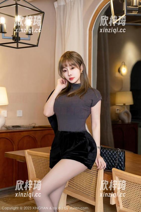 星颜社 - 安安Angel的女友——你下载了吗？美图堆满你的手机！