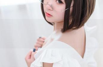 是青水的婚纱，高清美图照得比你还好看呢。