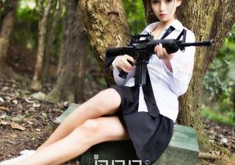 果团网 - 高清图库—我和周妍希的旗袍梦，清晰得几乎能看到每一针线！