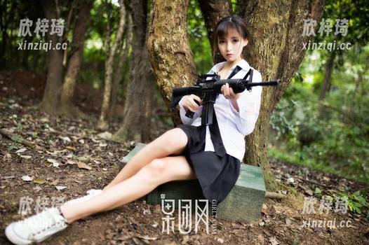 果团网 - 高清图库—我和周妍希的旗袍梦，清晰得几乎能看到每一针线！