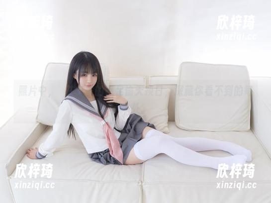 桜井宁宁 照片中,桜井宁宁的裸足偷天换日,深藏你看不到的每一处。