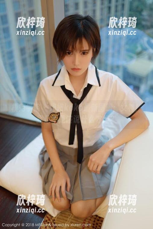 模范学院 - 妞妞koko最新图册：女神！我是不是该说什么才好？