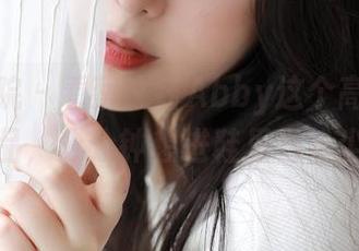 模范学院 - 看蔡文钰Abby这个高清美足作品，分分钟想进鞋里当粉尘！