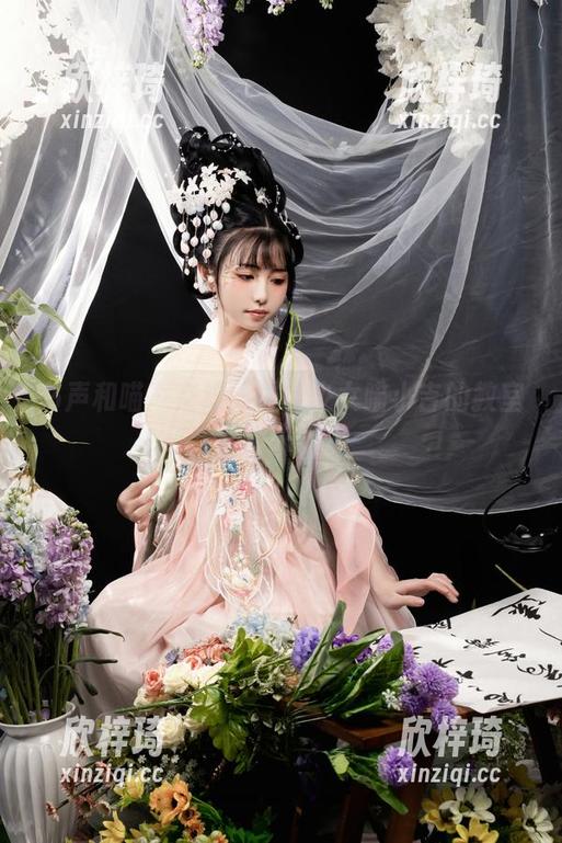 爆机少女喵小吉 书声和喵声交织:爆机少女喵小吉的教室套图来啦!