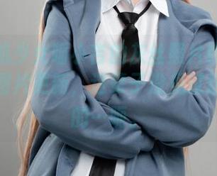 看！爆机少女喵小吉的灰丝照片终于等来了免费图片更新，这辈子没见过这么好看的…呃。