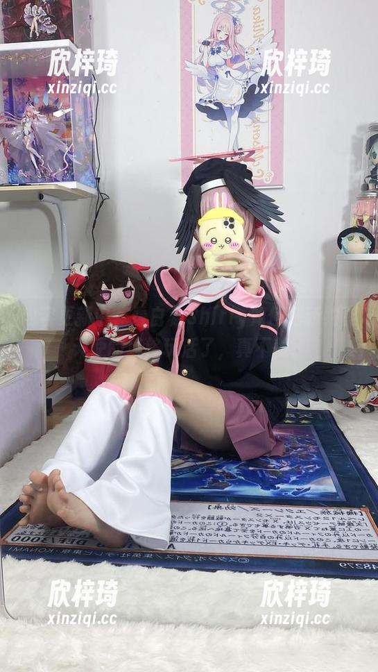 内容更新中，看白栎Shirly如何把新约能天使的风格玩活了，真不赖。