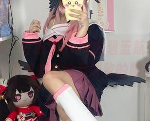 全套图包，白栎Shirly的碧蓝航线：塔什干？还不如去看她那别致的眼神呢。